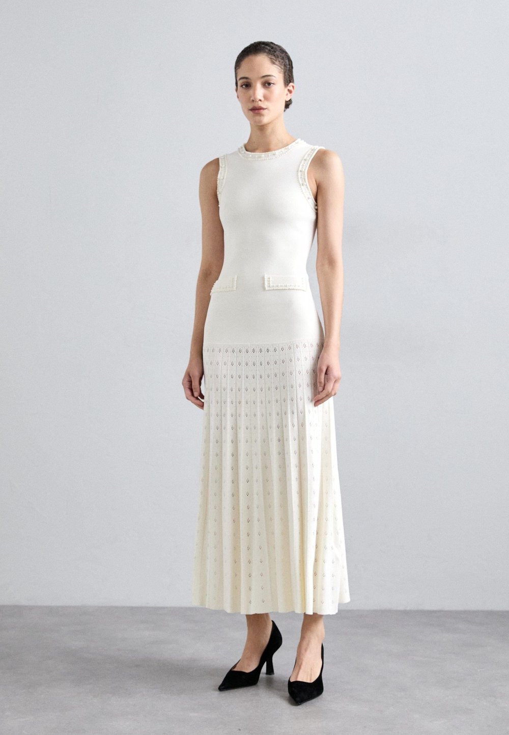 Premium İnci İşlemeli Eteği Pileli Triko Elbise