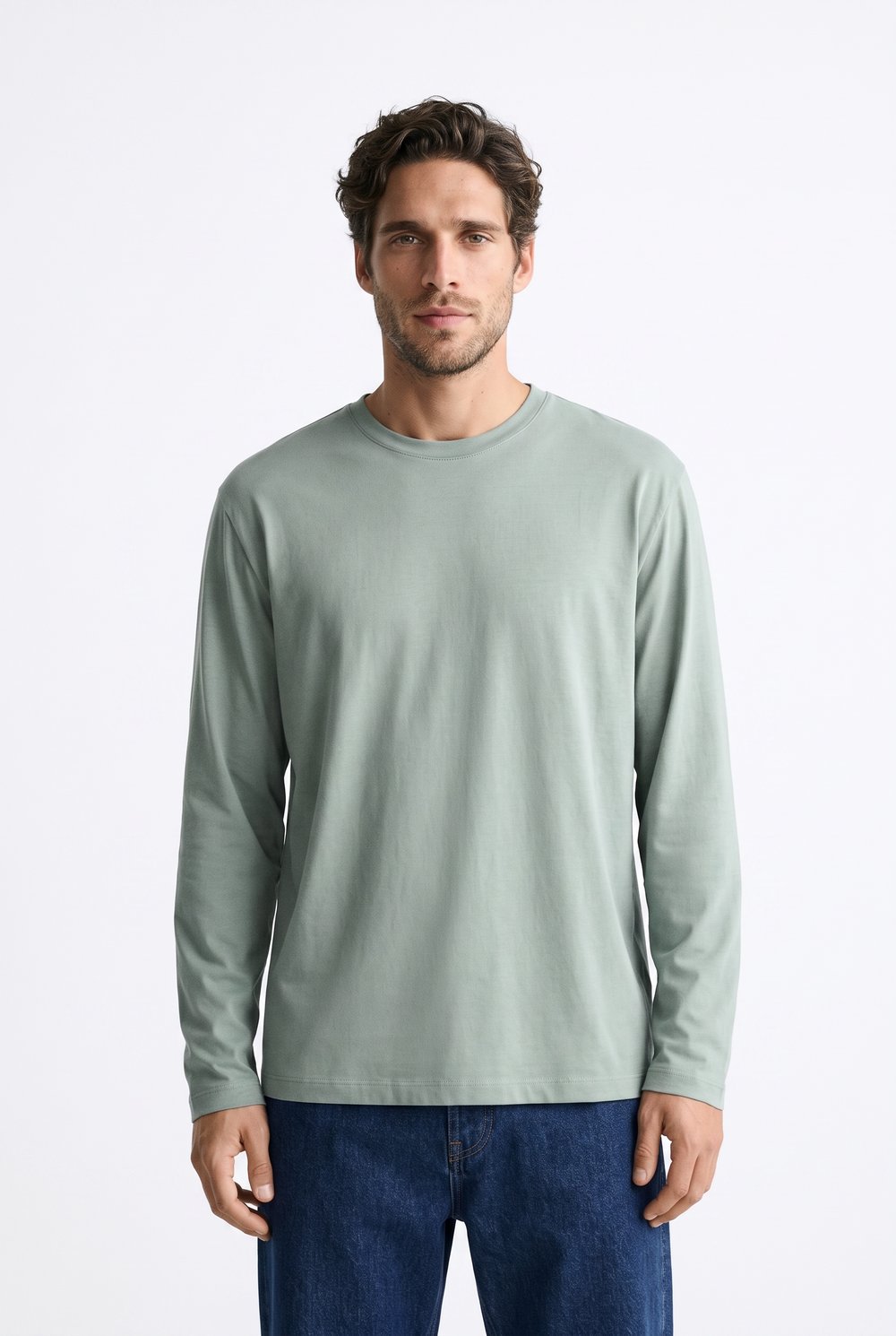 Noir Essential Long Sleeve Tee