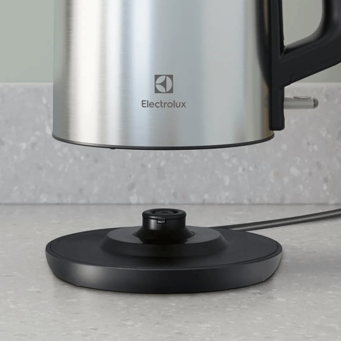 Electrolux (E3K1-3ST-910003620) İnox Su Isıtıcı (Kettle)