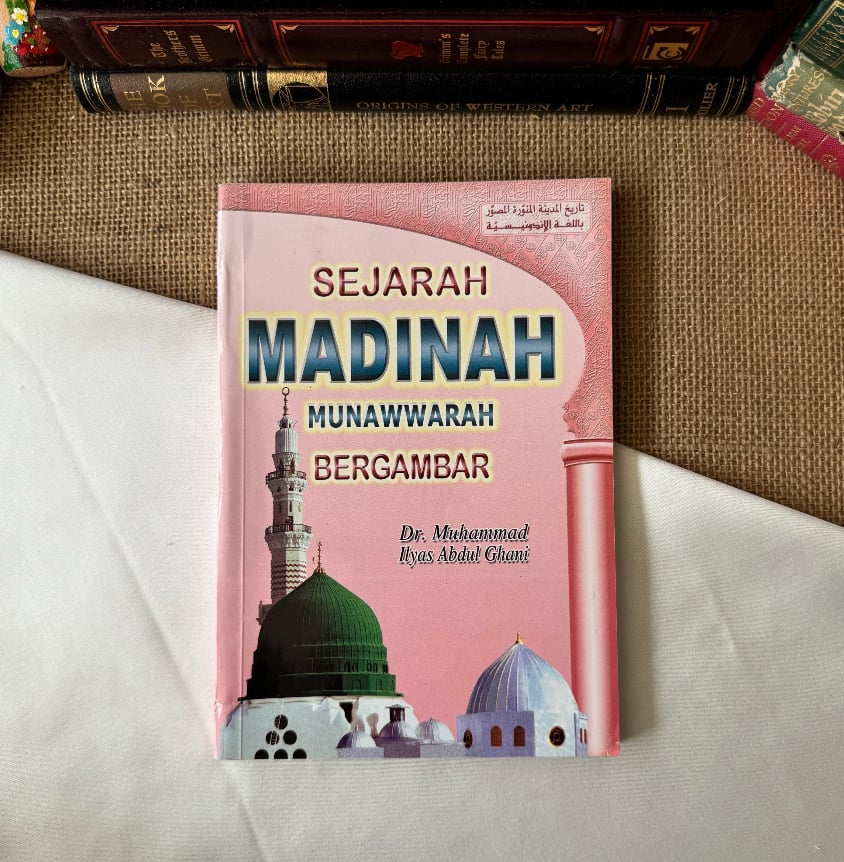 Sejarah Madinah Munawwarah Bergambar
