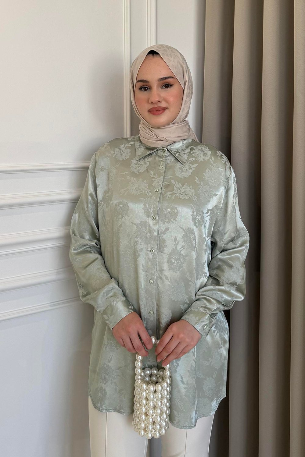 Kendinden Desenli Çiçekli Gömlek Su Yeşili