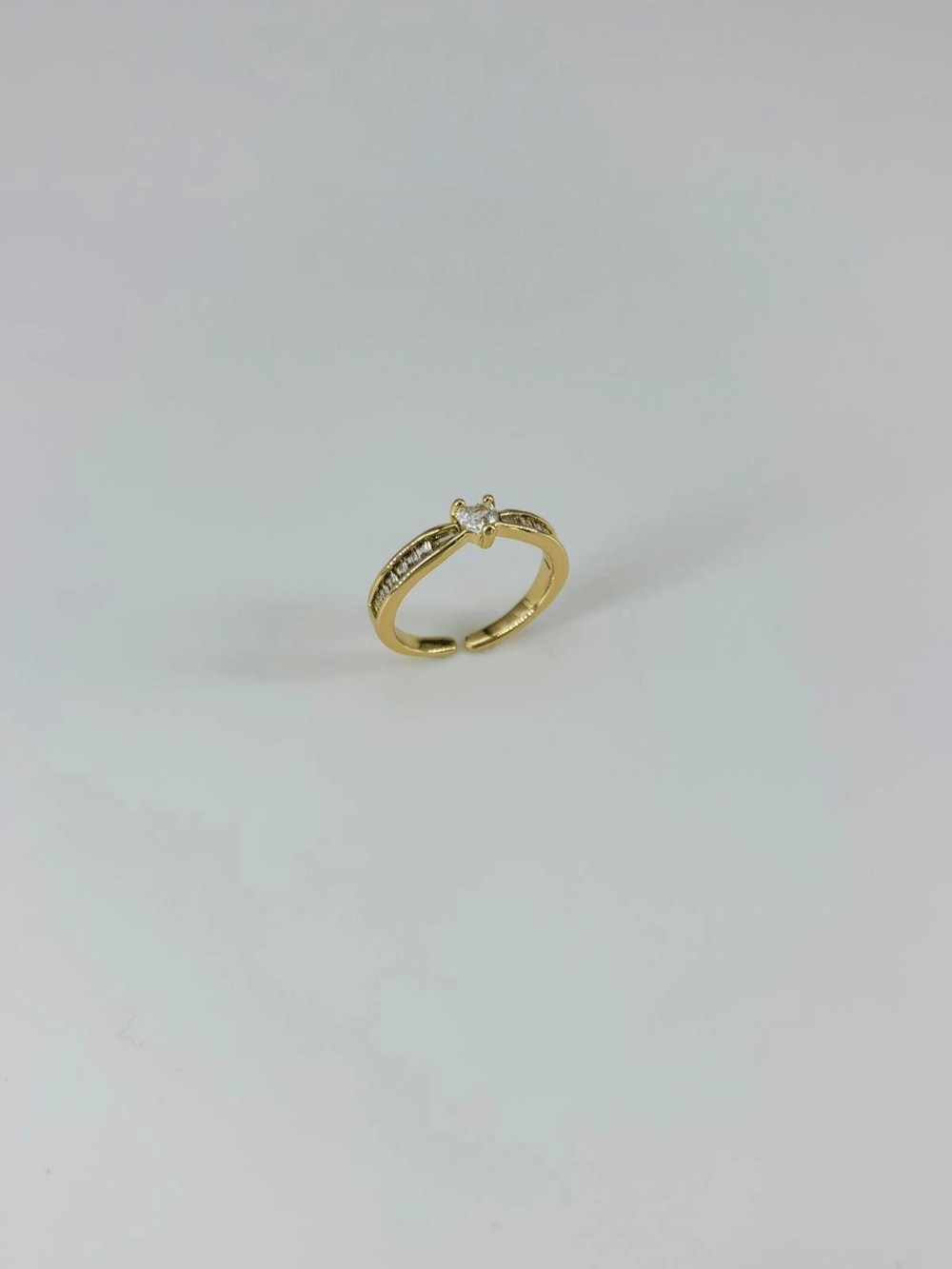 14 K Gold Kaplama Zirkon Taşlı Yüzük