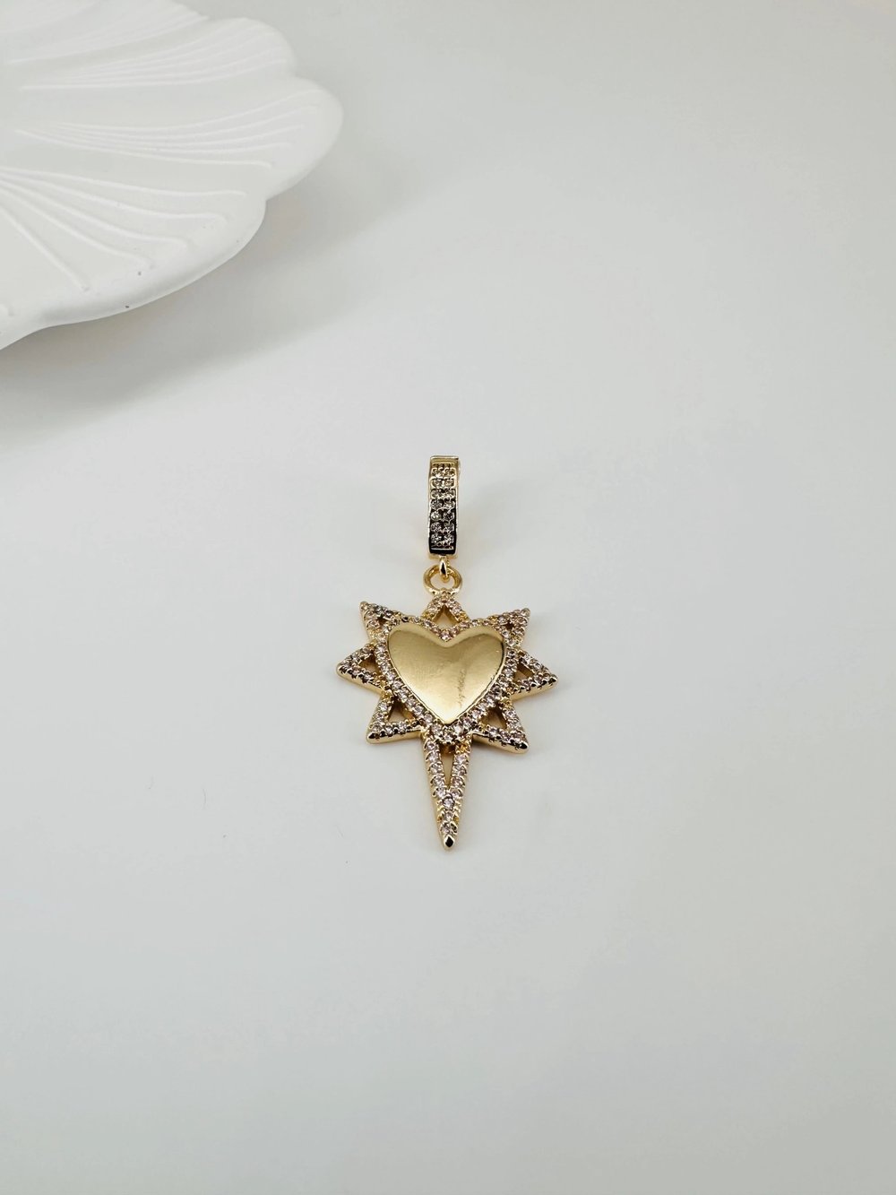 Ajda Charm