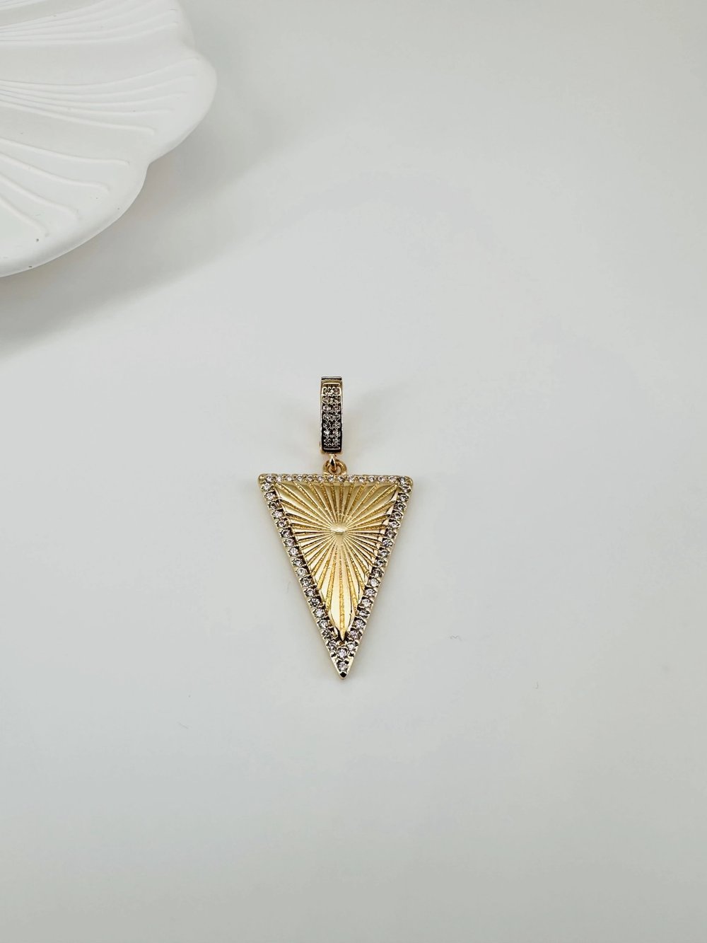 Ajda Charm