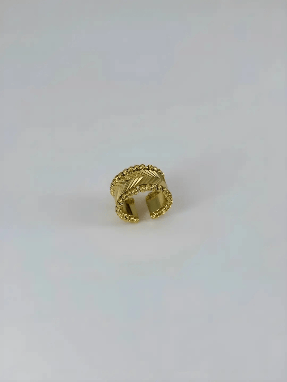 Dorika 14 K Gold Kaplamalı Yüzük