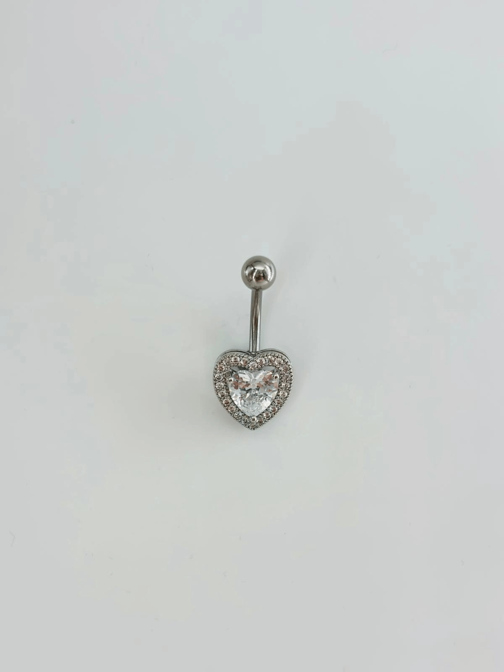 Kalp Detaylı Göbek Piercing
