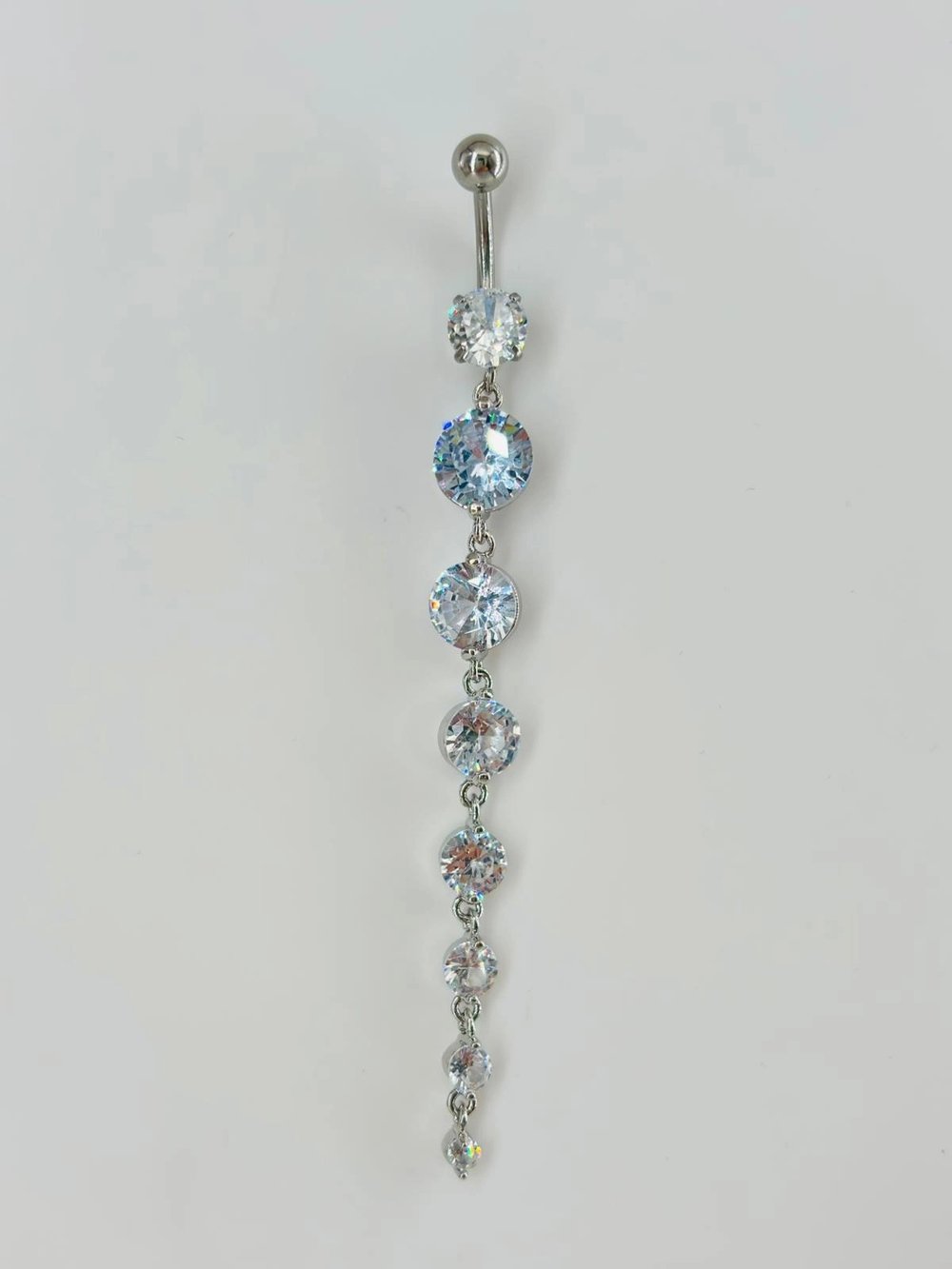 Sallantılı Göbek Piercing