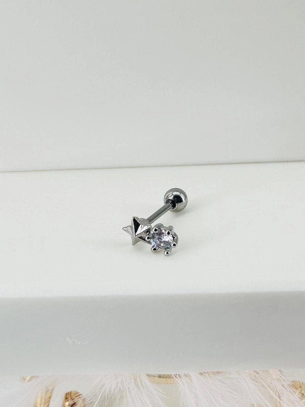 Tragus Kıkırdak Küpesi