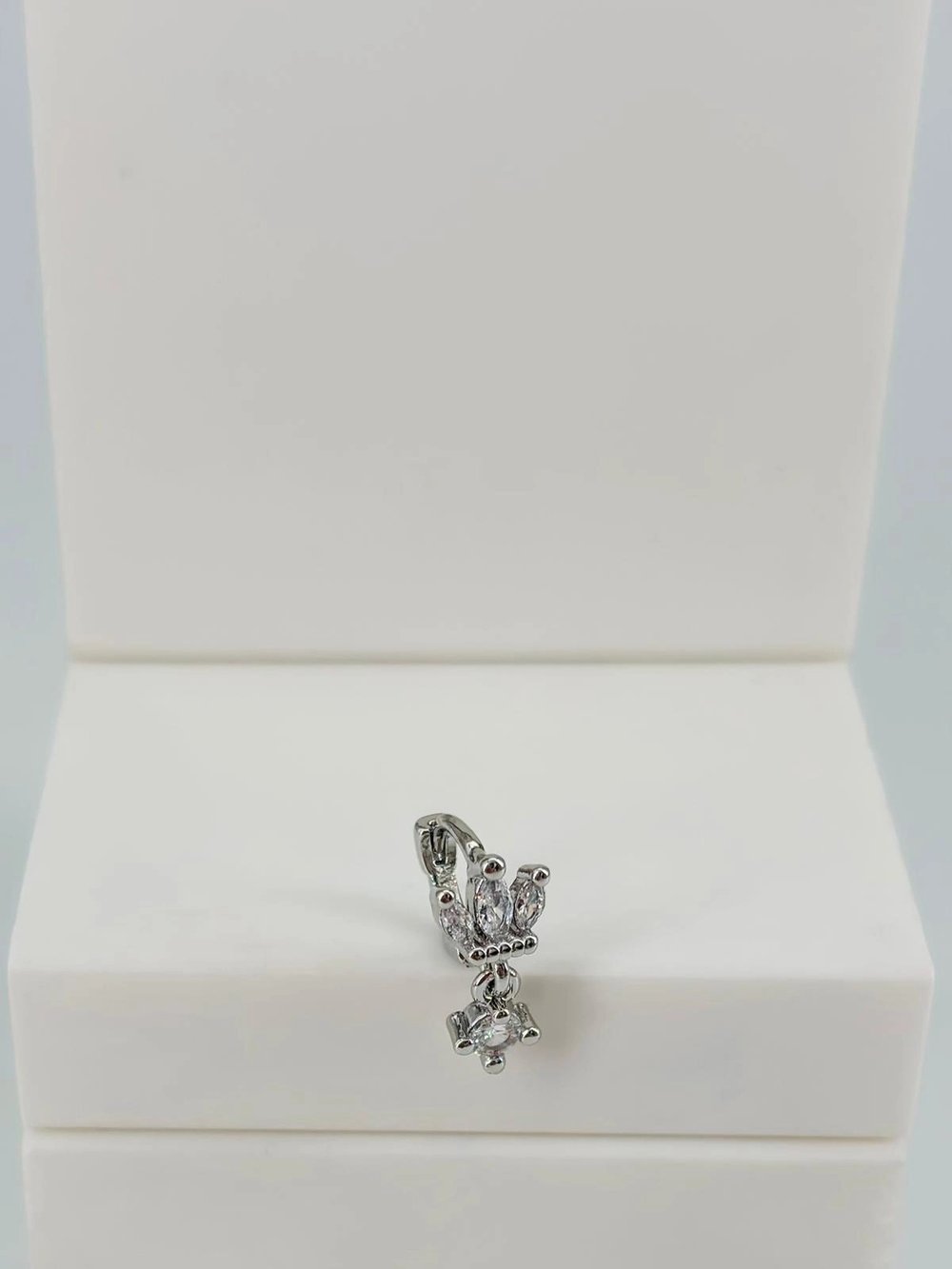 Tragus Kıkırdak Küpesi