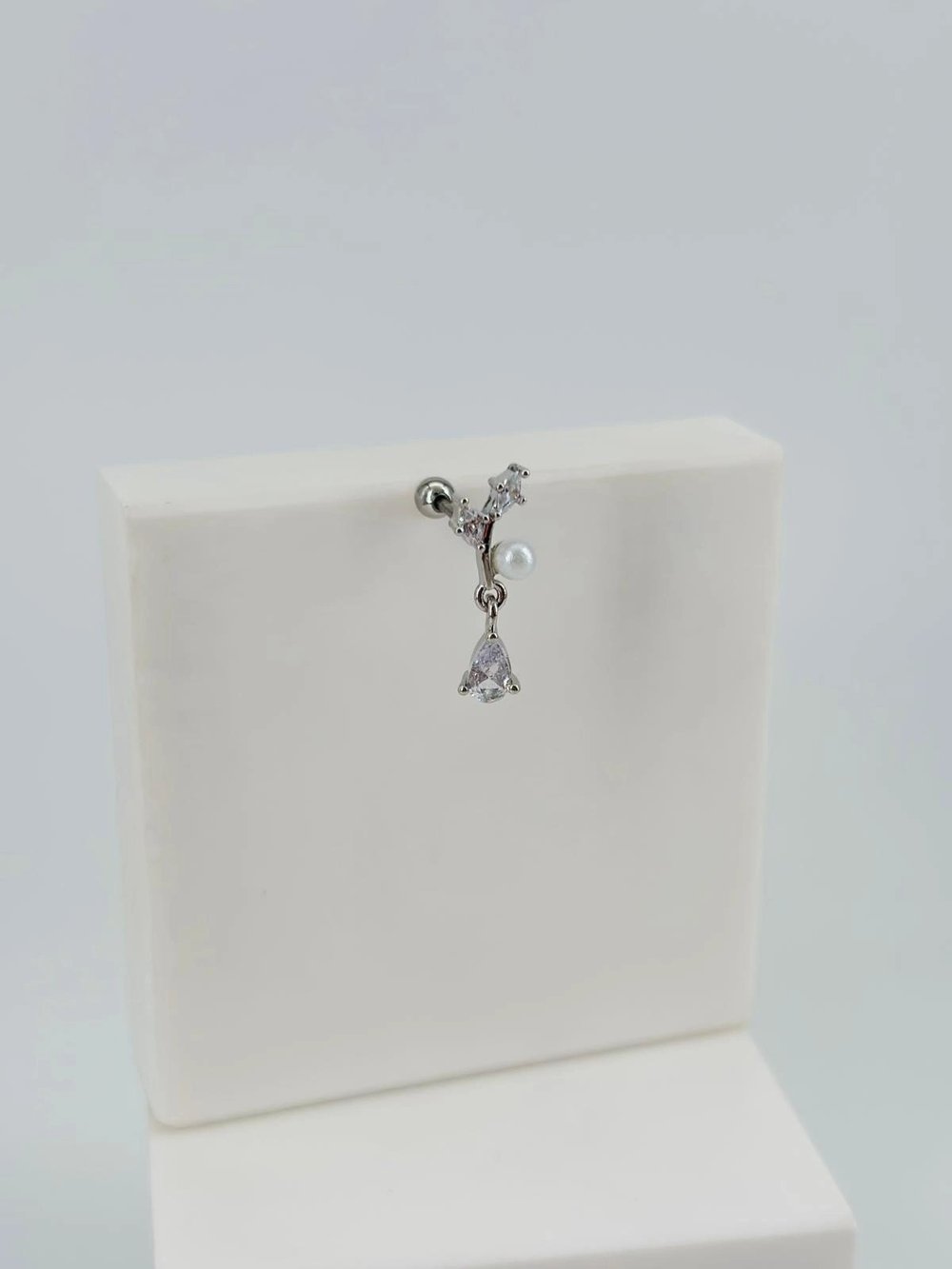Tragus Kıkırdak Küpesi