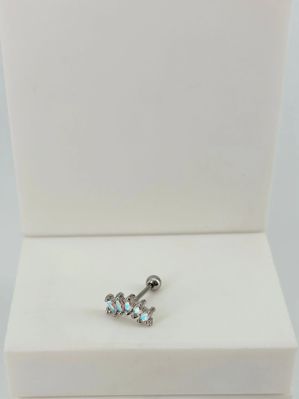 Tragus Kıkırdak Küpesi