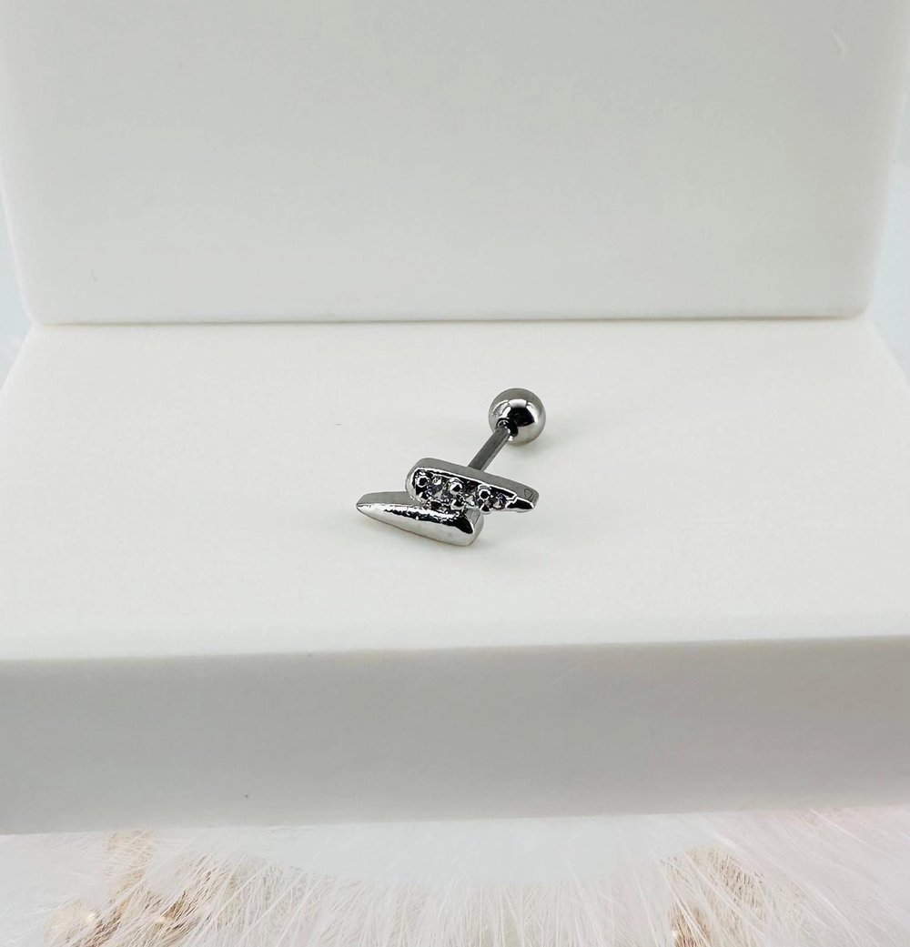 Tragus Kıkırdak Küpesi