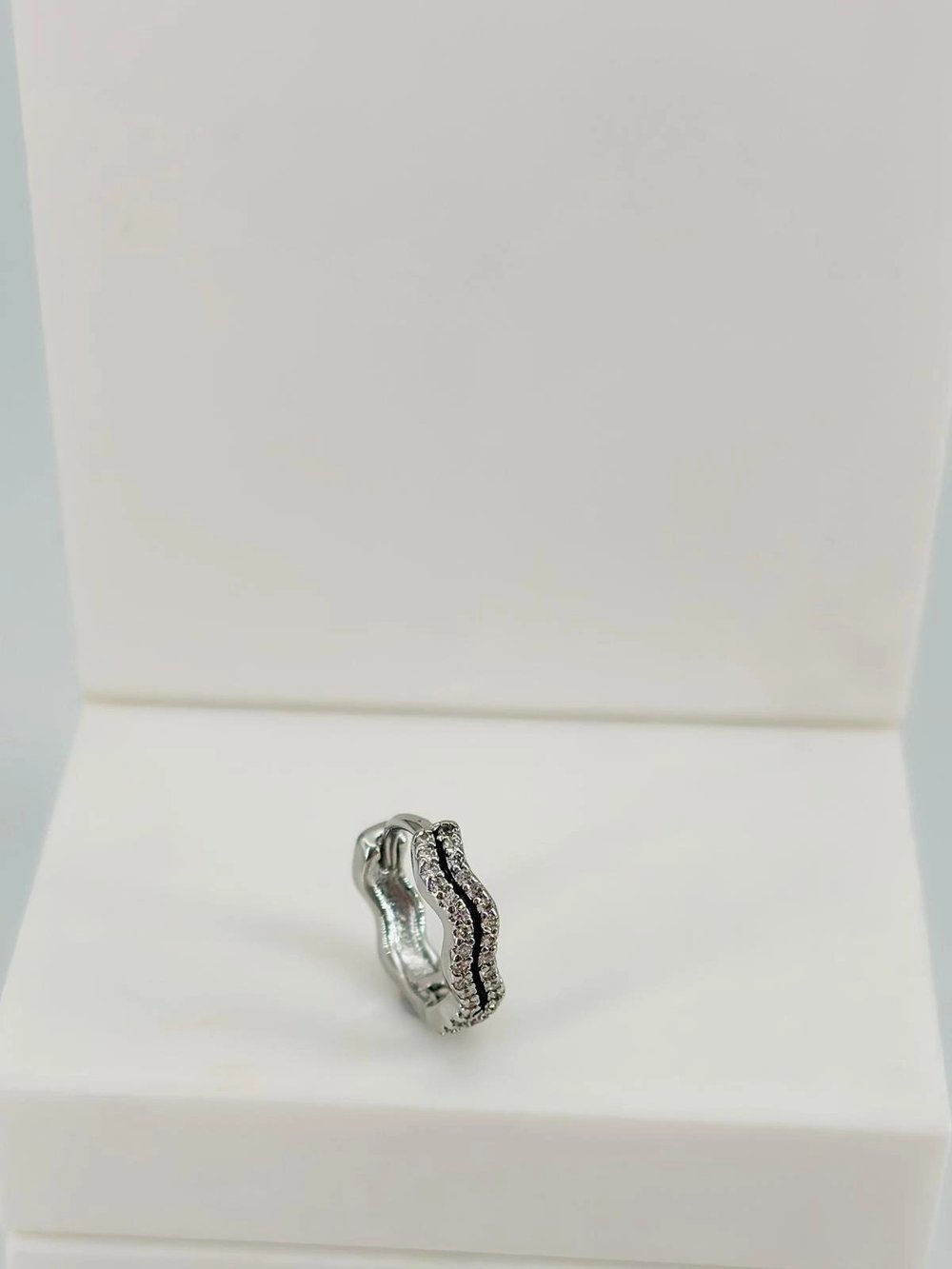 Tragus Kıkırdak Küpesi