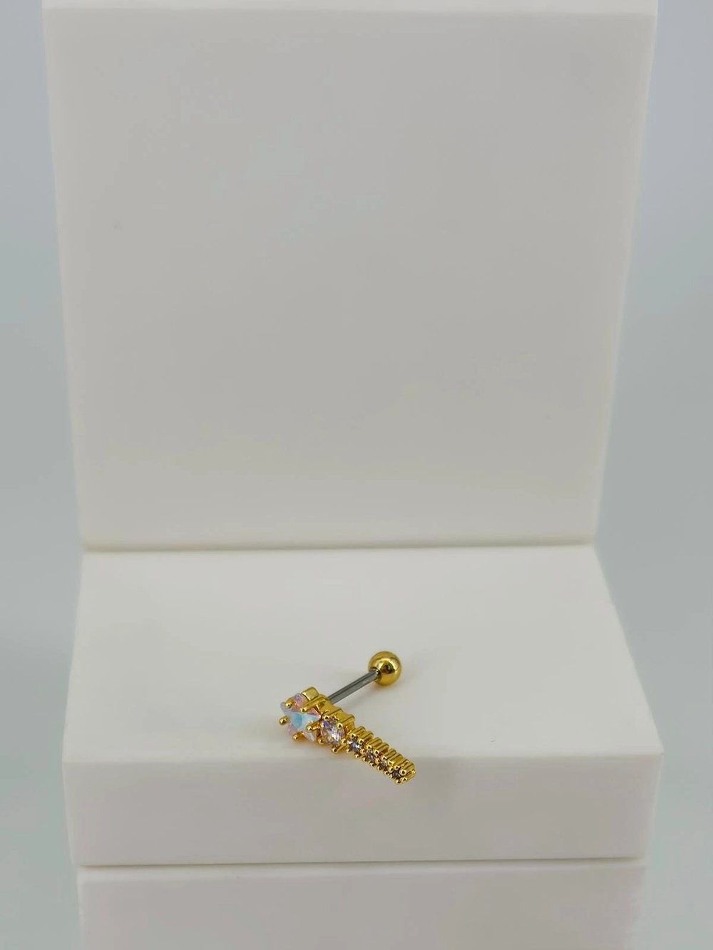 Tragus Kıkırdak Küpesi