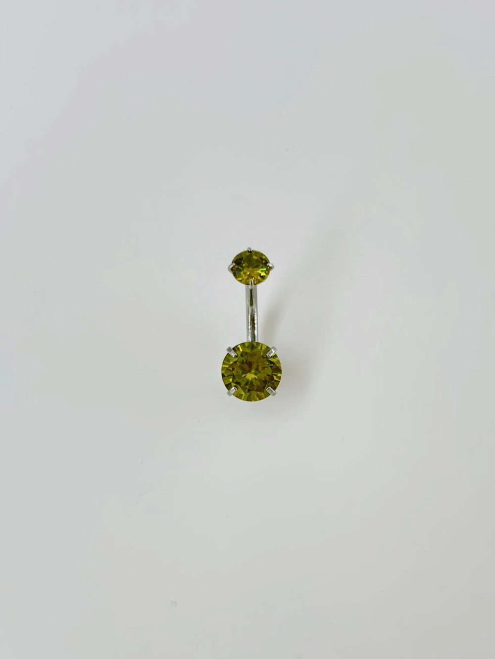 Yeşil Taşlı Göbek Piercing