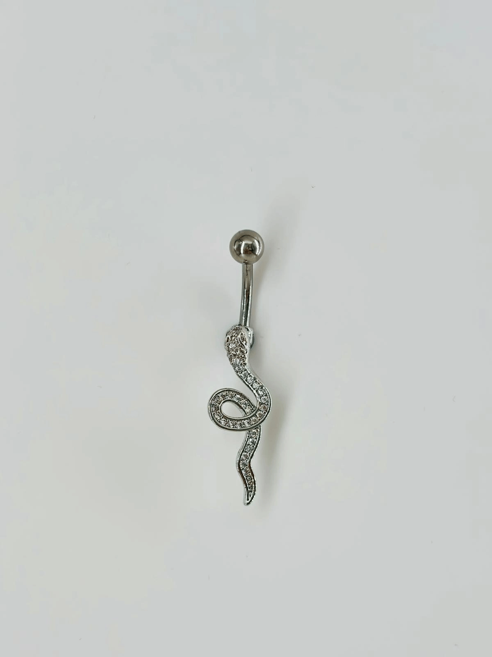 Yılan Detaylı Göbek Piercing