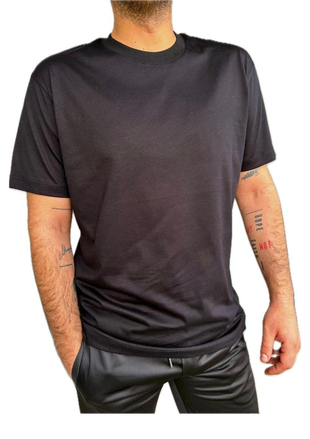 BEE BLACK Sıfır Yaka Basic T-shirt