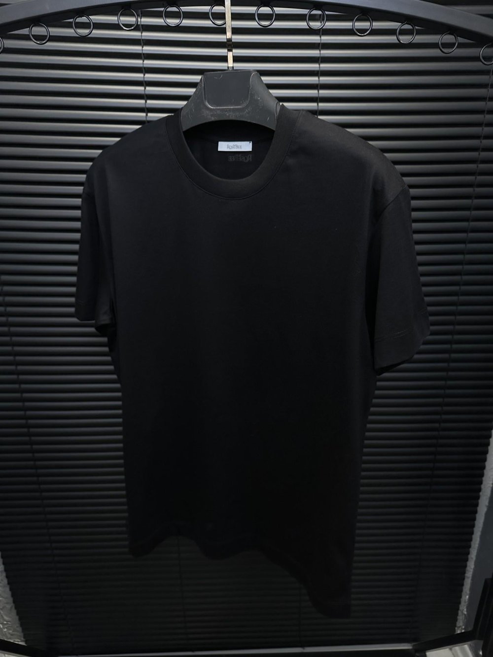 ROSE BLACK Sıfır Yaka Basic T-shirt