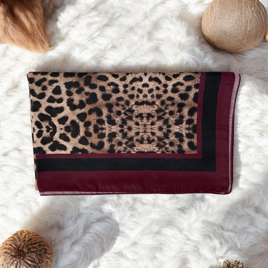 Leopar Desenli Soft Şal
