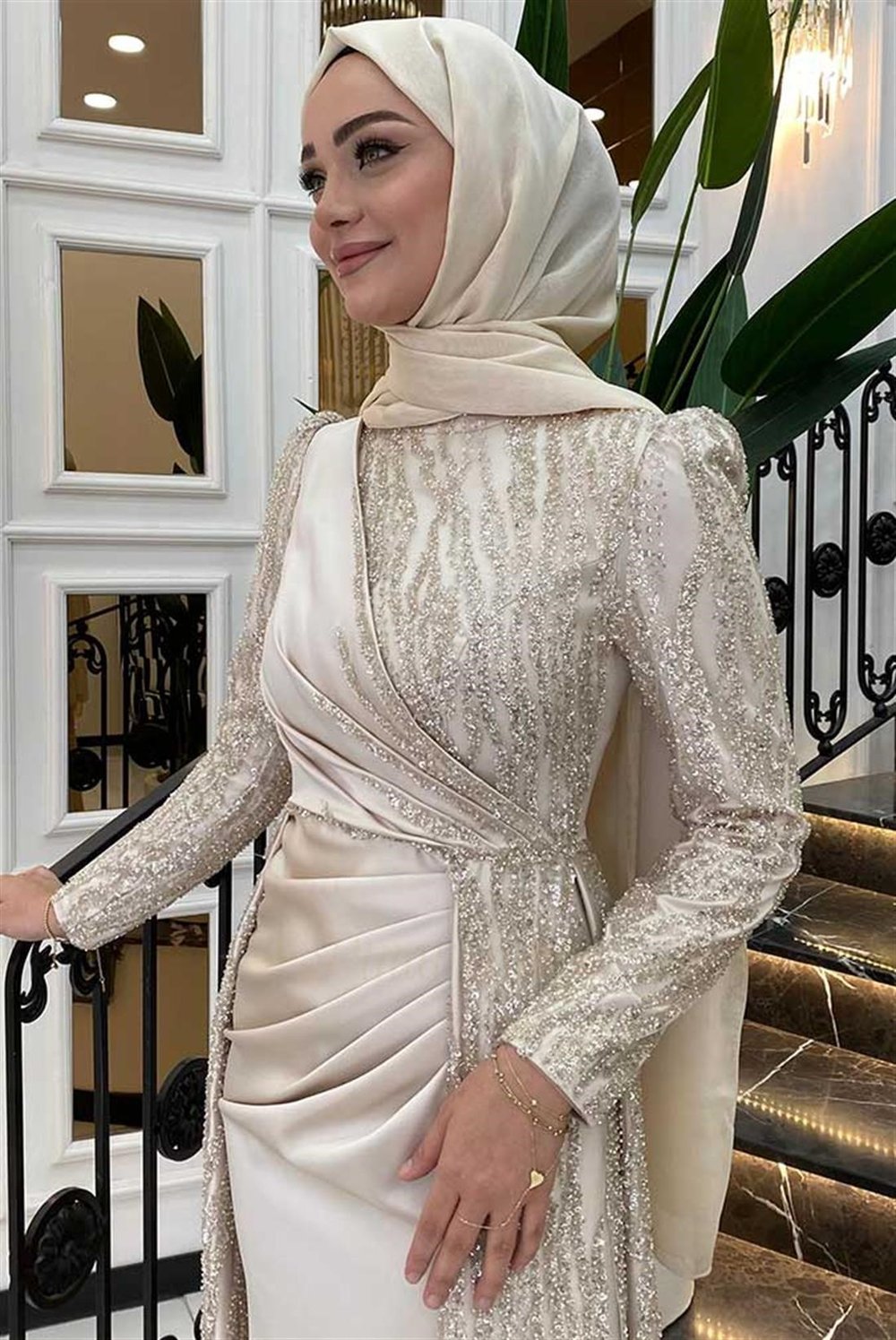 Pınar Şems Dilara Abiye Gold