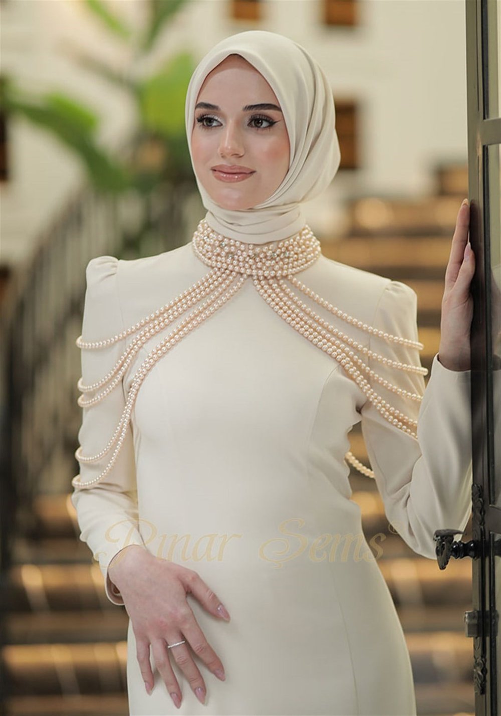 Pınar Şems İnci Nur Abiye Krem