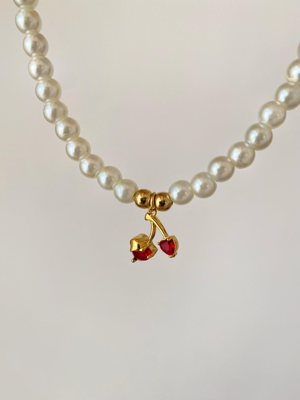 Kiraz Charm İnci Kolye (seçenekli ürün)