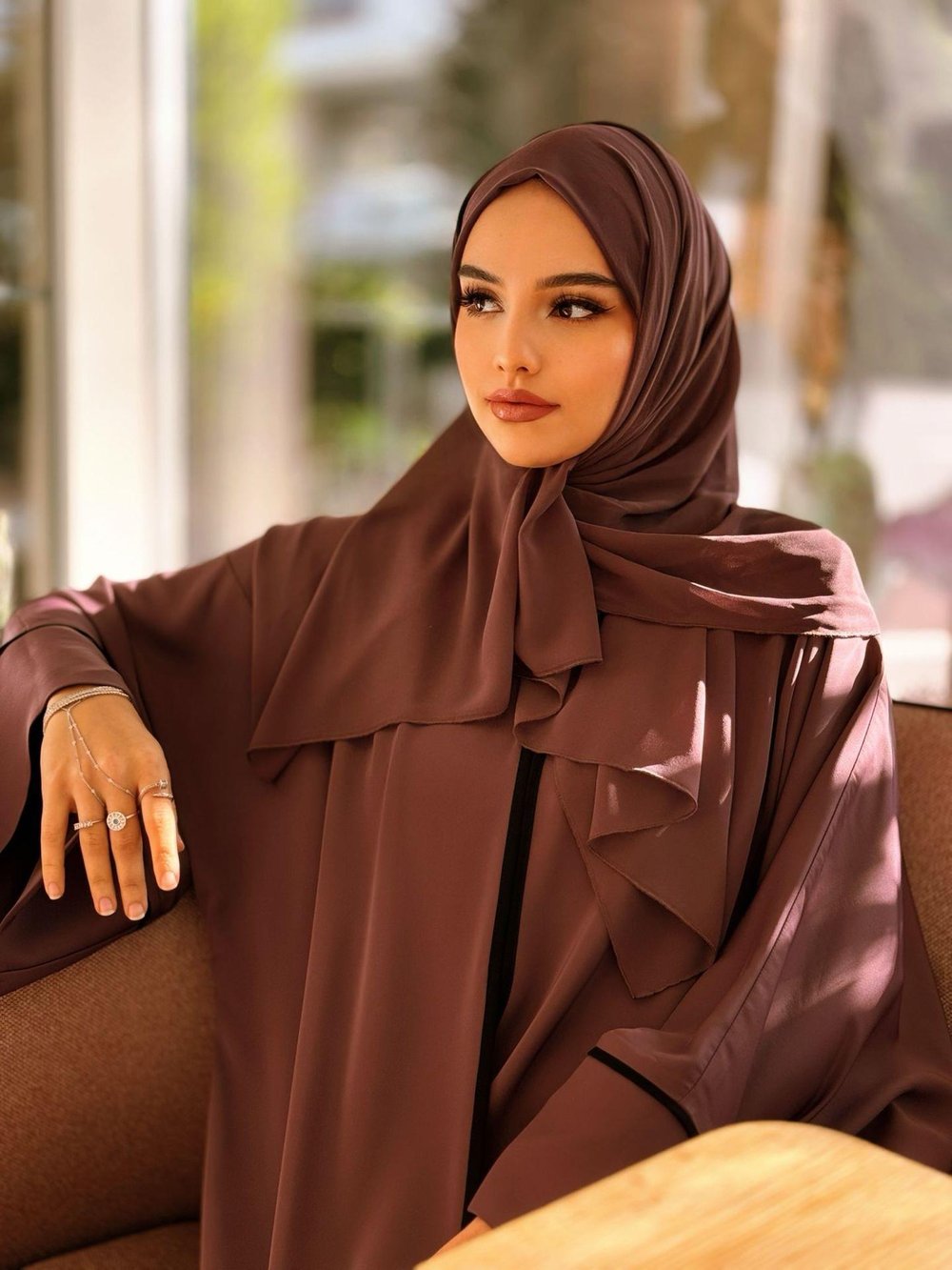 Ahsen Abaya