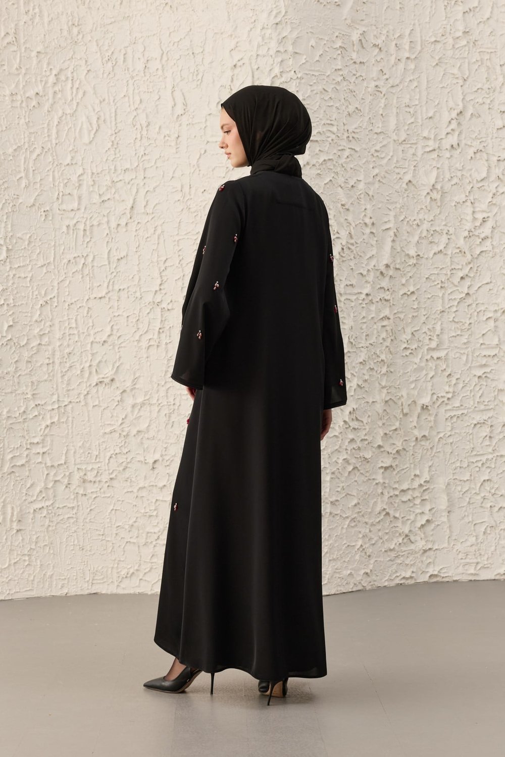 Bordo Lal Abaya