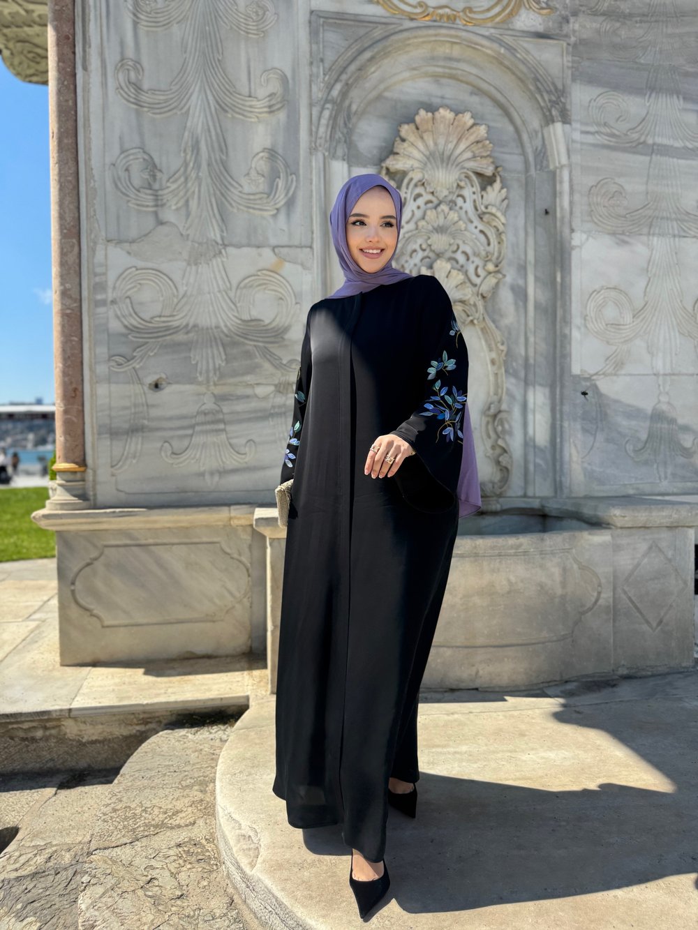 Gece Baharı El Boyaması Siyah Ferace