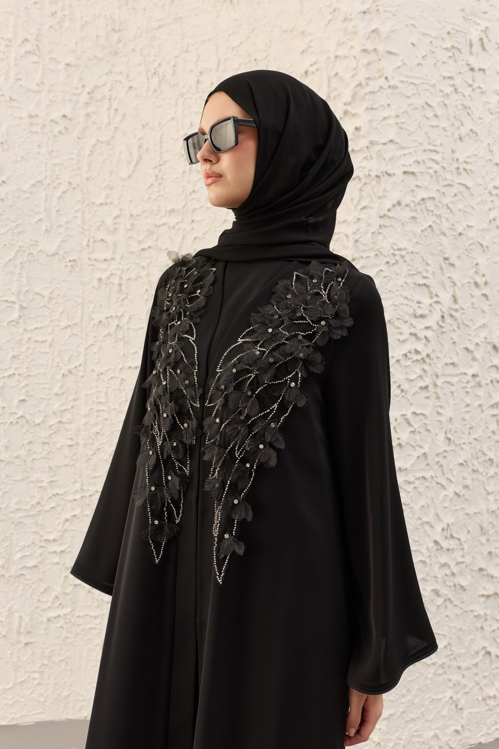 Melek Aplike İşlemeli Siyah Abaya