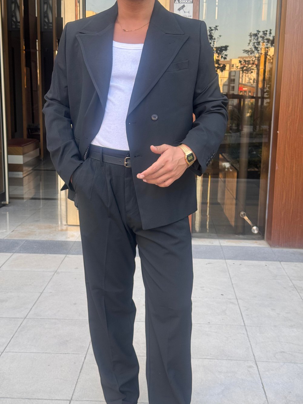 KURUVAZE BLACK TAKIM ELBİSE