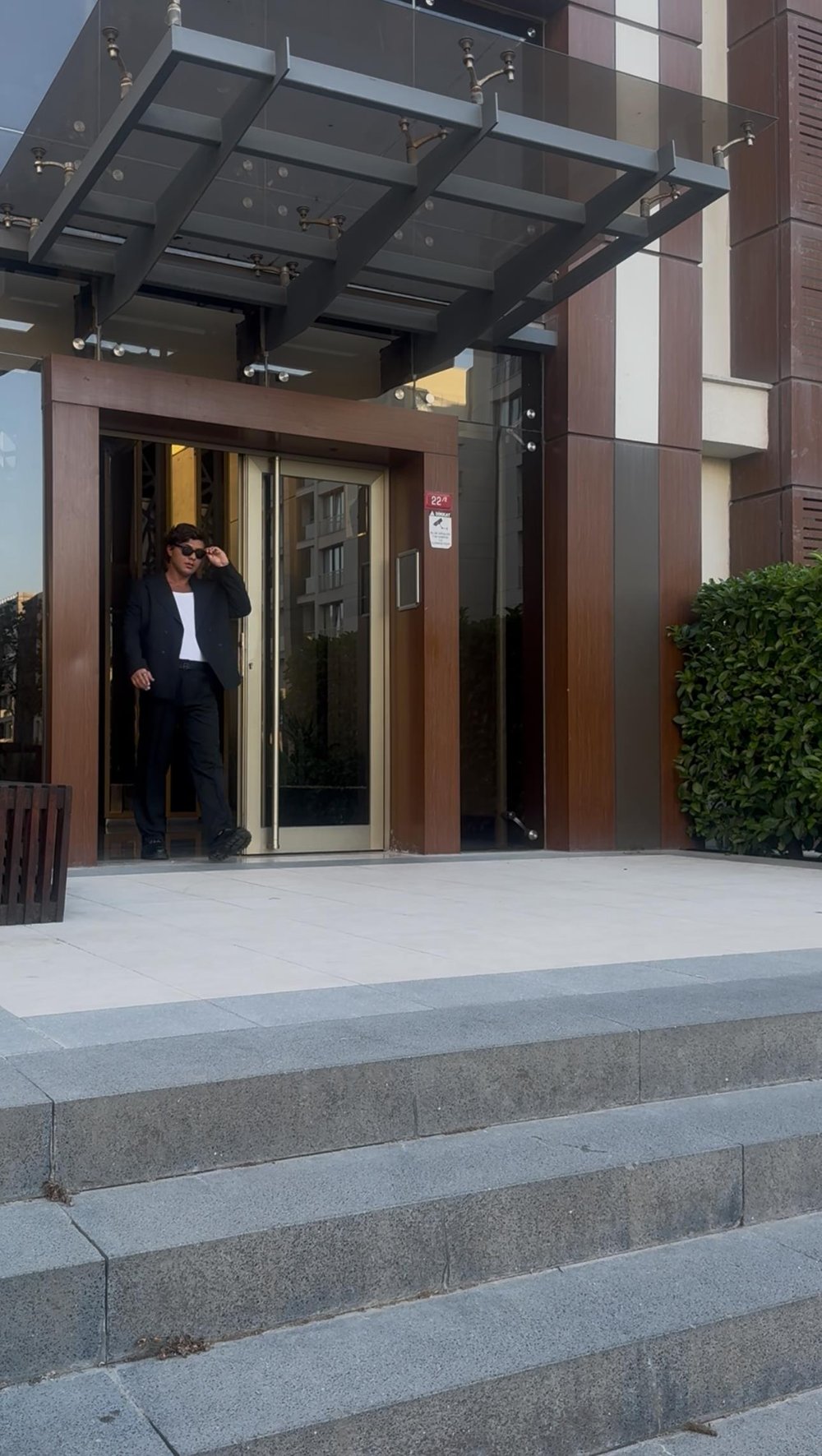 KURUVAZE BLACK TAKIM ELBİSE