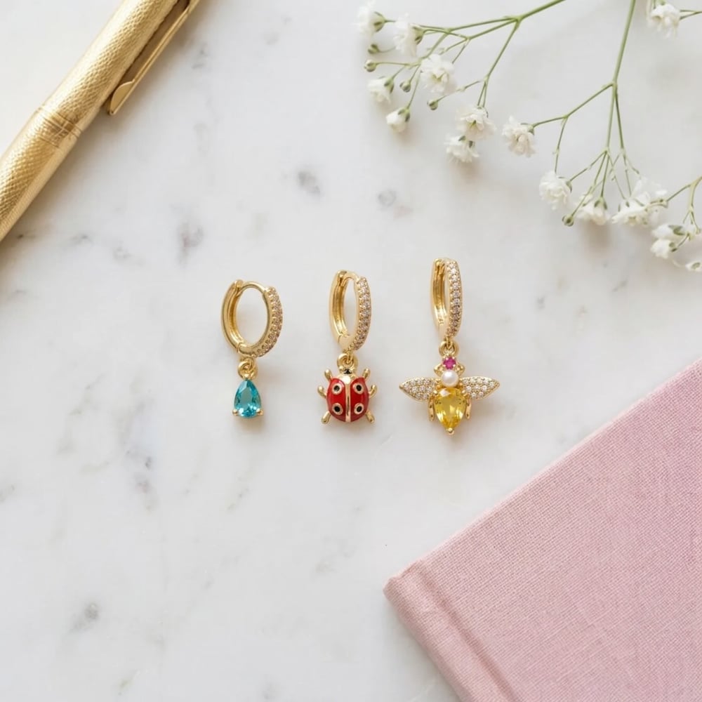 Çelik 3`lü Küpe Set Arı Uğurböceği Mavi Taşlı Altın Renk 