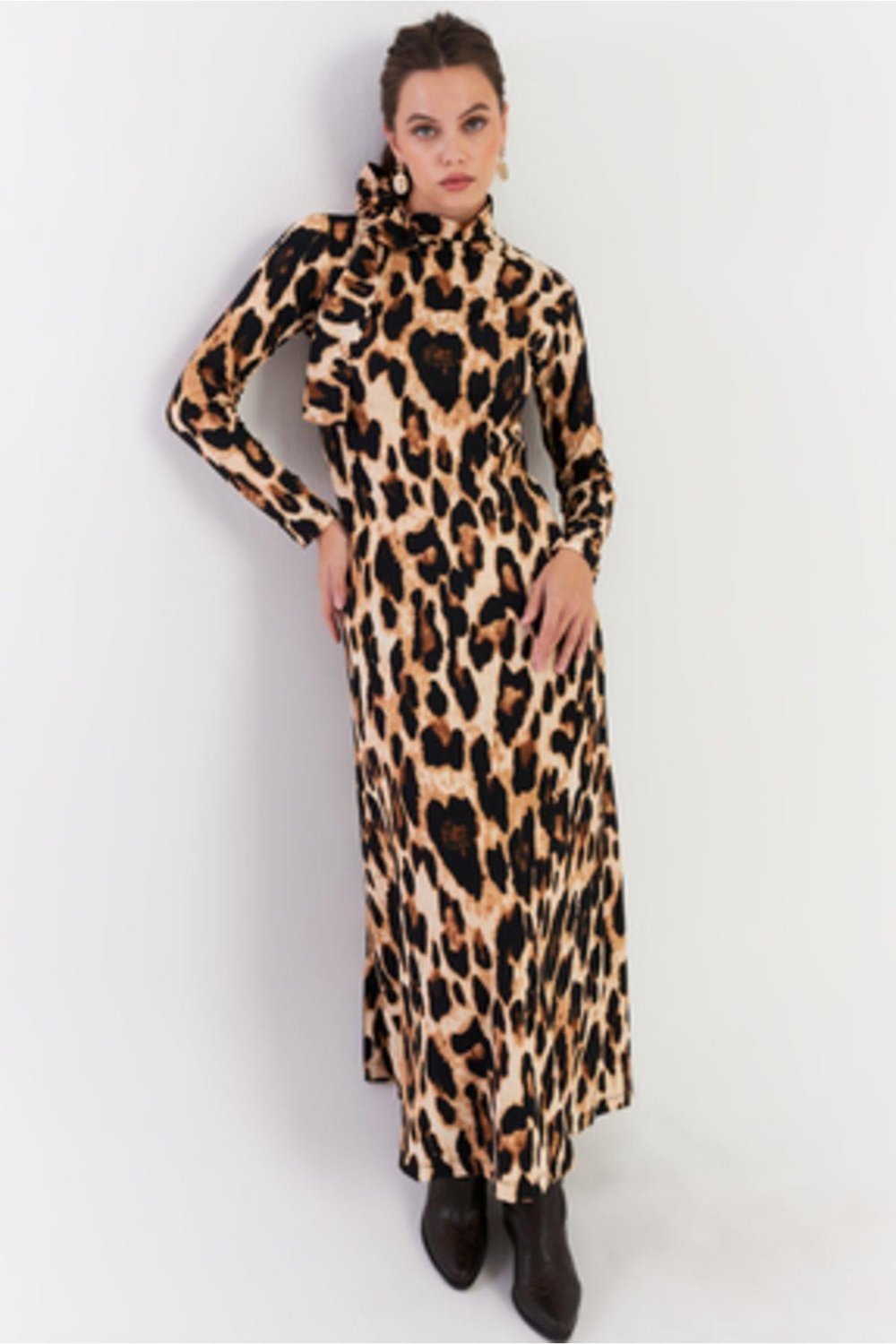 Kadın Camel-Siyah Boyun Bağlamalı Leopar Maxi Elbise EY2921