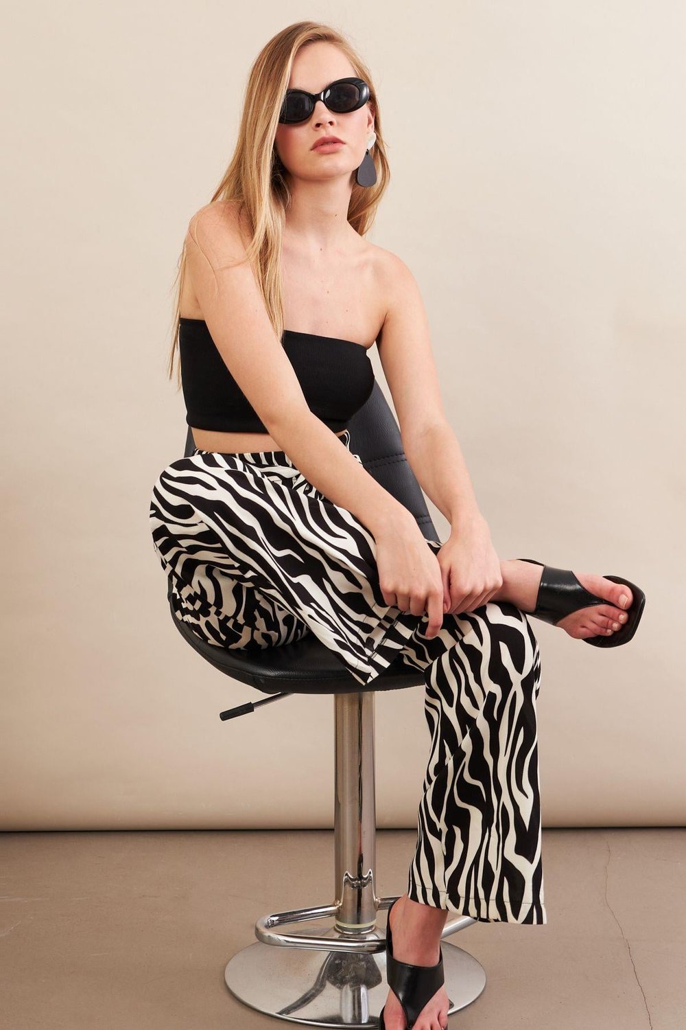 Kadın Siyah-Ekru Zebra Desenli Yüksel Bel Pantolon PİK50