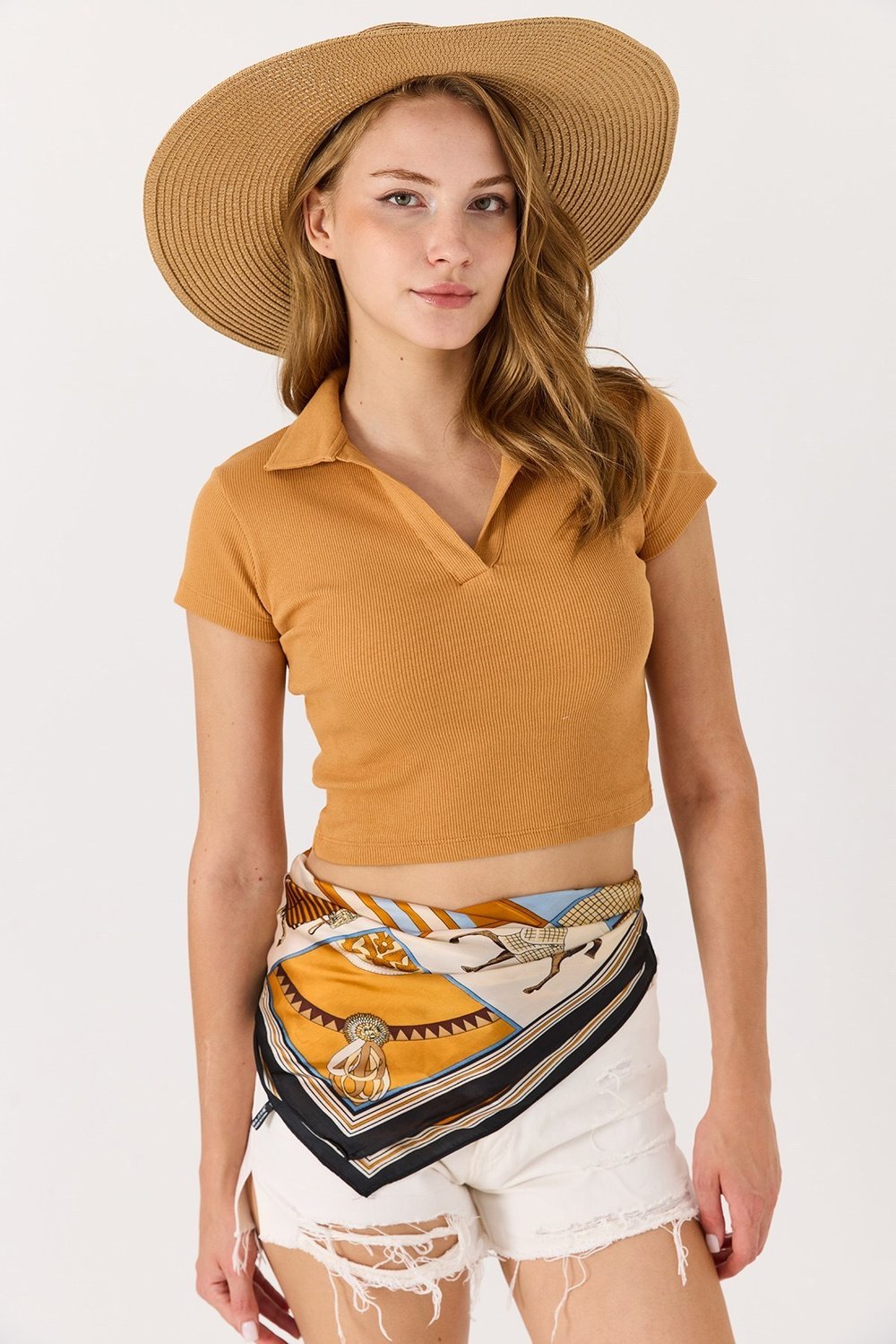 Camel Polo Yaka Crop Bluz