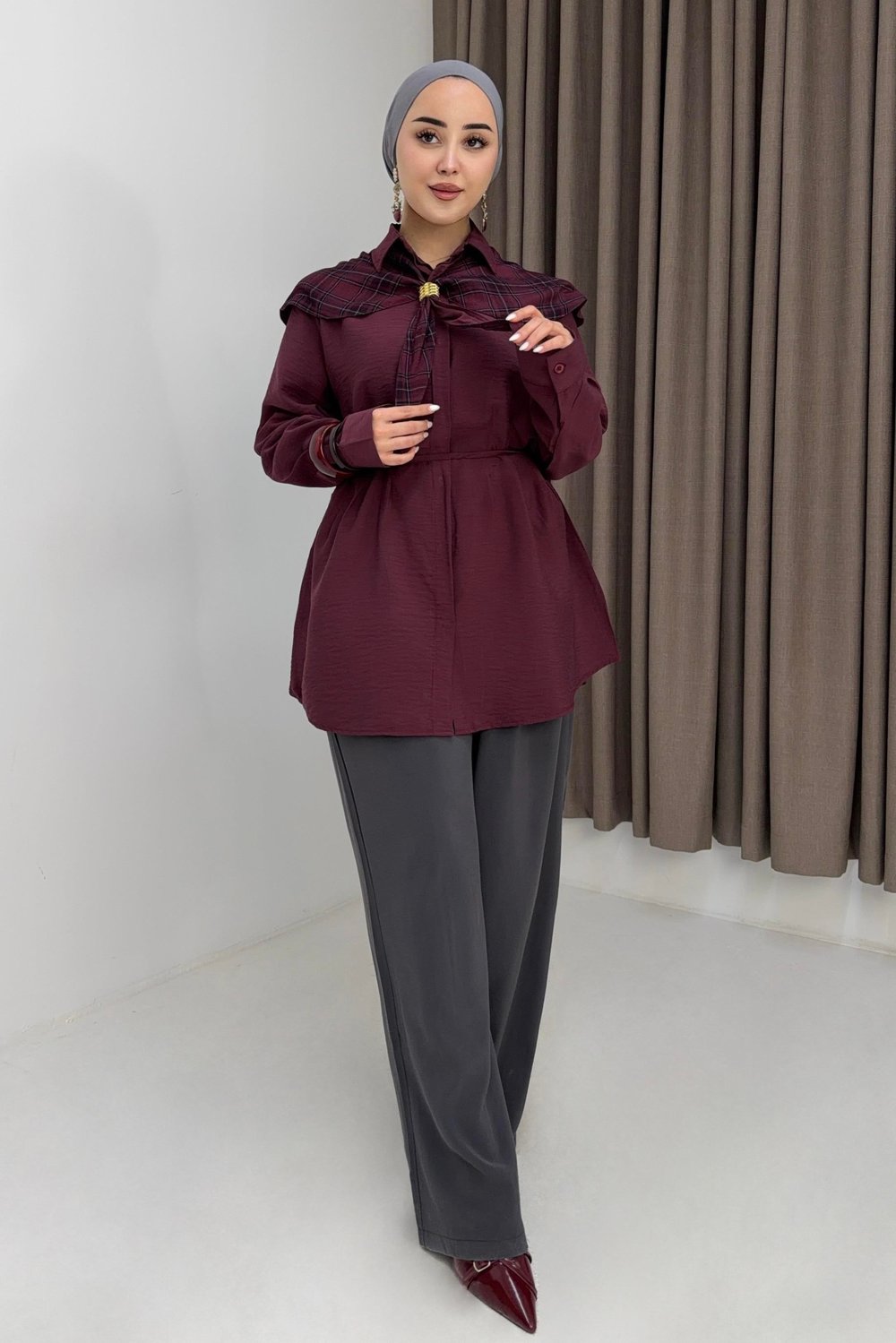 Mürdüm Ekose Detaylı Fularlı Tunik