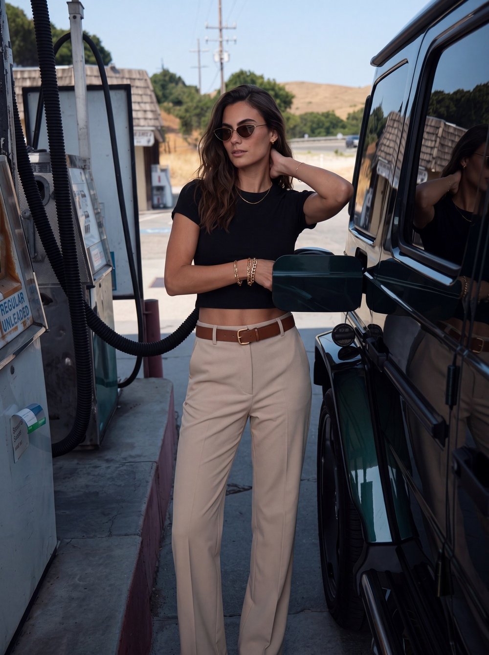 Siyah Bisiklet Yaka Crop Tişört