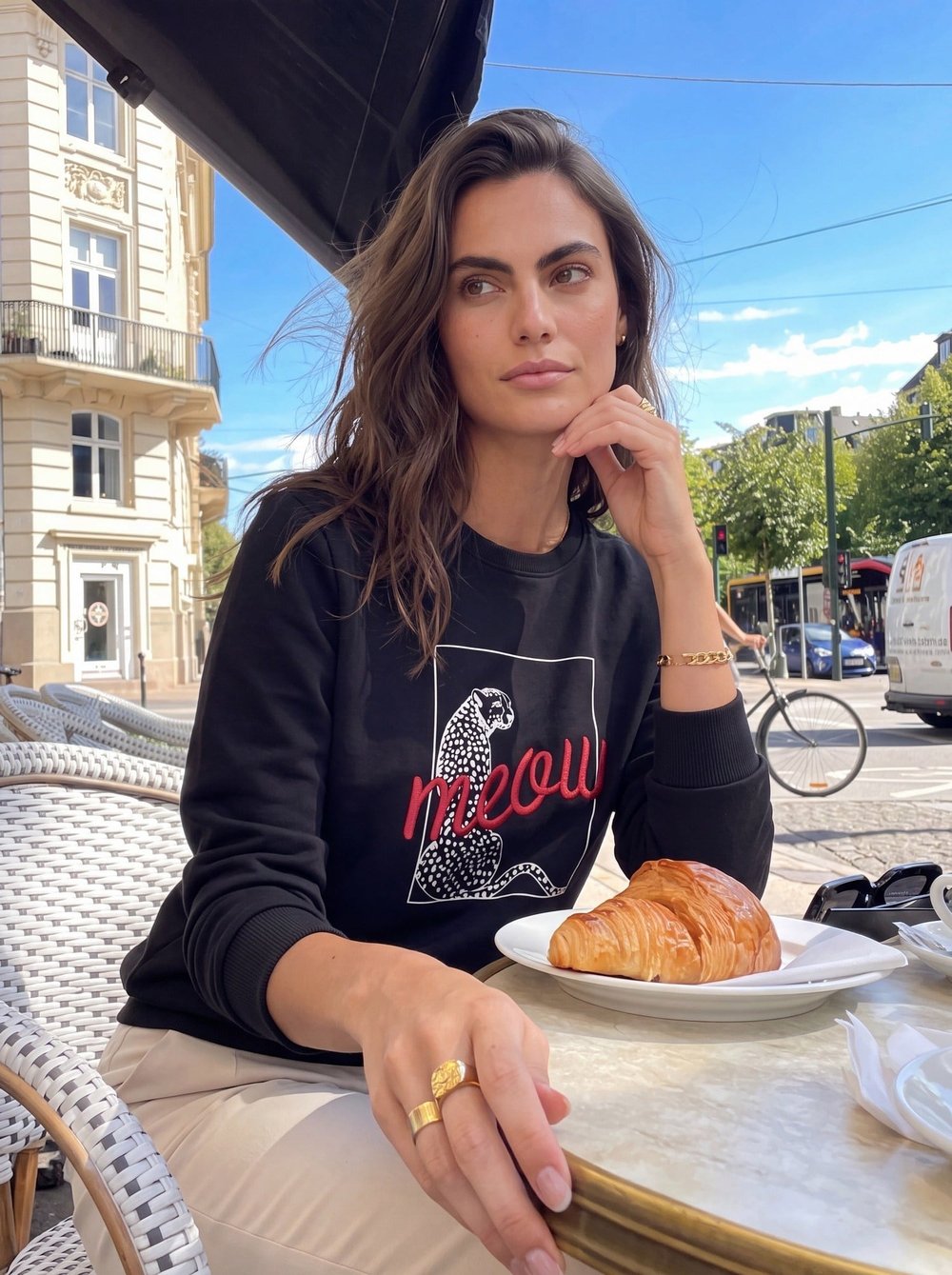 Siyah Leopar Baskılı Sweatshirt
