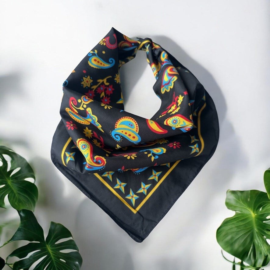Siyah Renk içi renkli desenli%100 koton Bandana