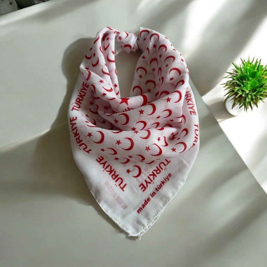 Unisex Beyaz Renk İçerisinde Ay Yıldızlı %100 Koton  29 Ekim Bandana