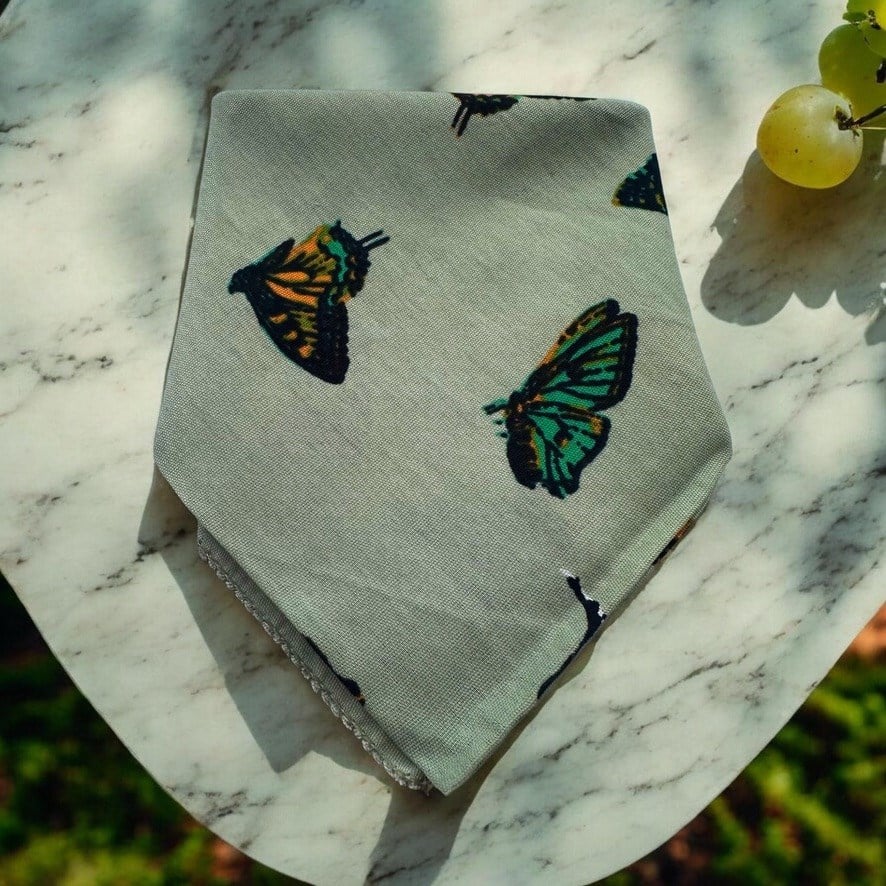 Yeşil Renk Kumaş İçi Kelebek Desenli 100% Koton Bandana