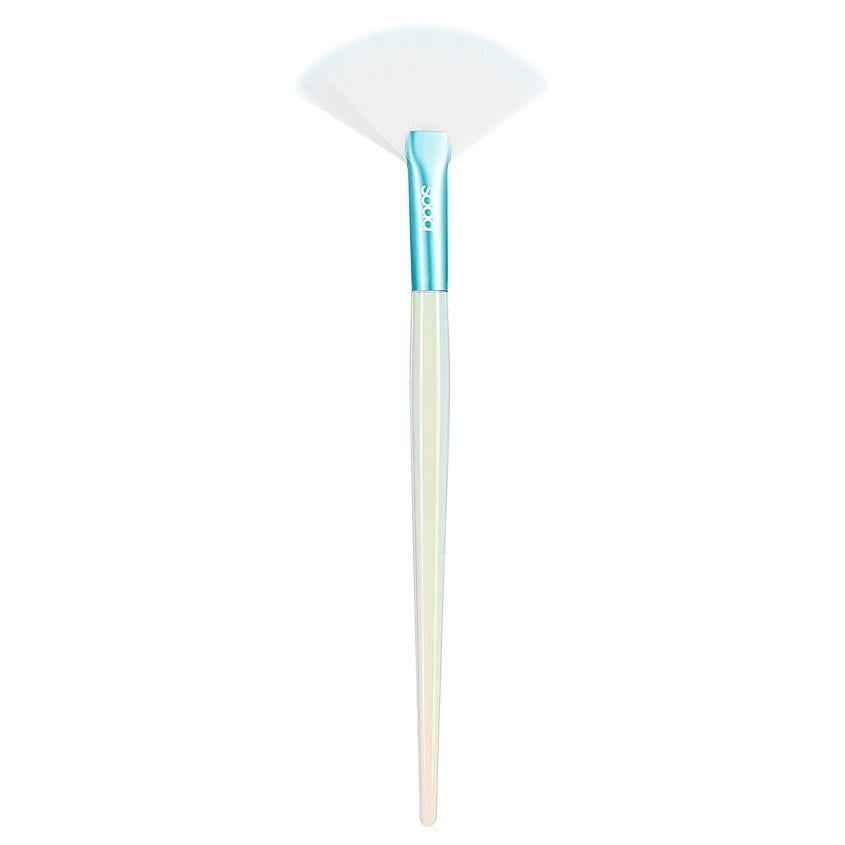 Highlighter brush  crystalcuties