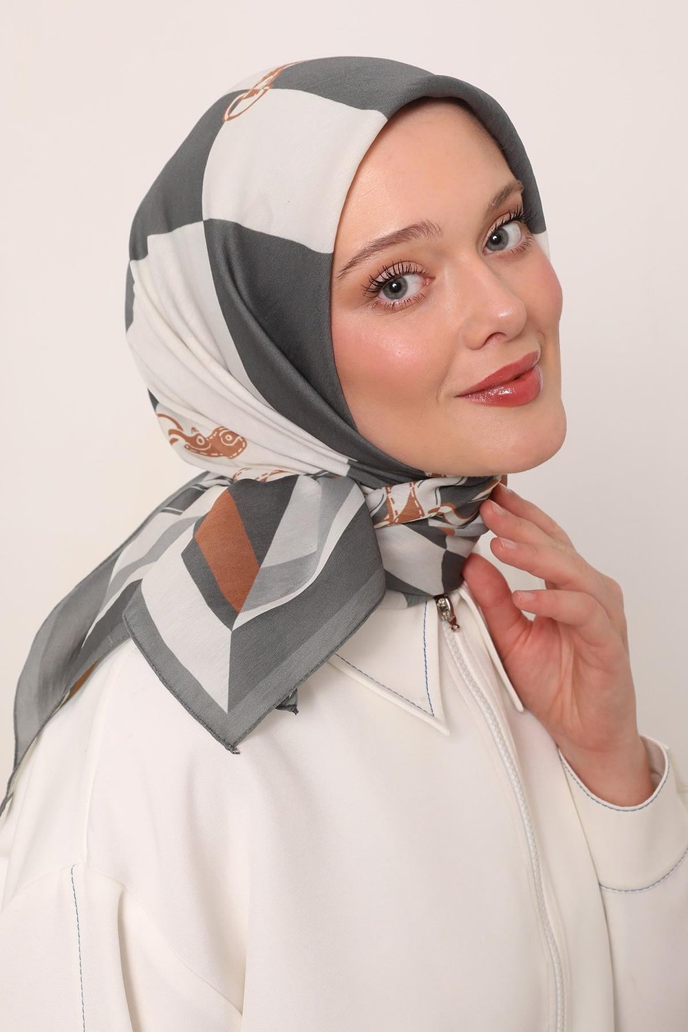 Flora Eşarp | Kestane Kabuğu