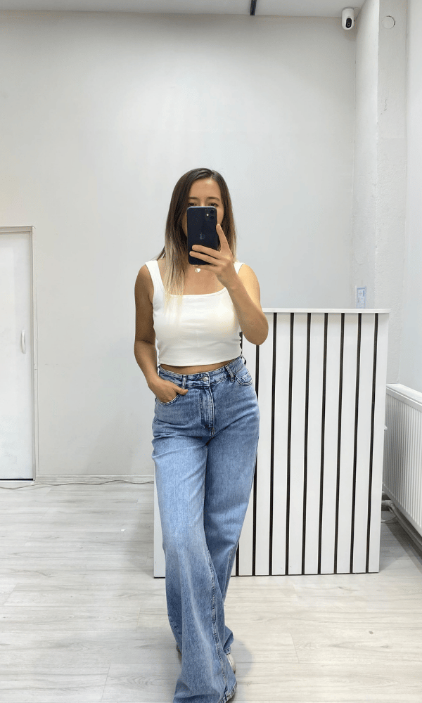 Göğüs Pedli Crop - Beyaz