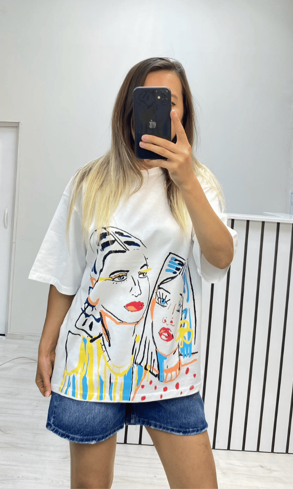 Grafiti Baskılı T-Shirt Pembe