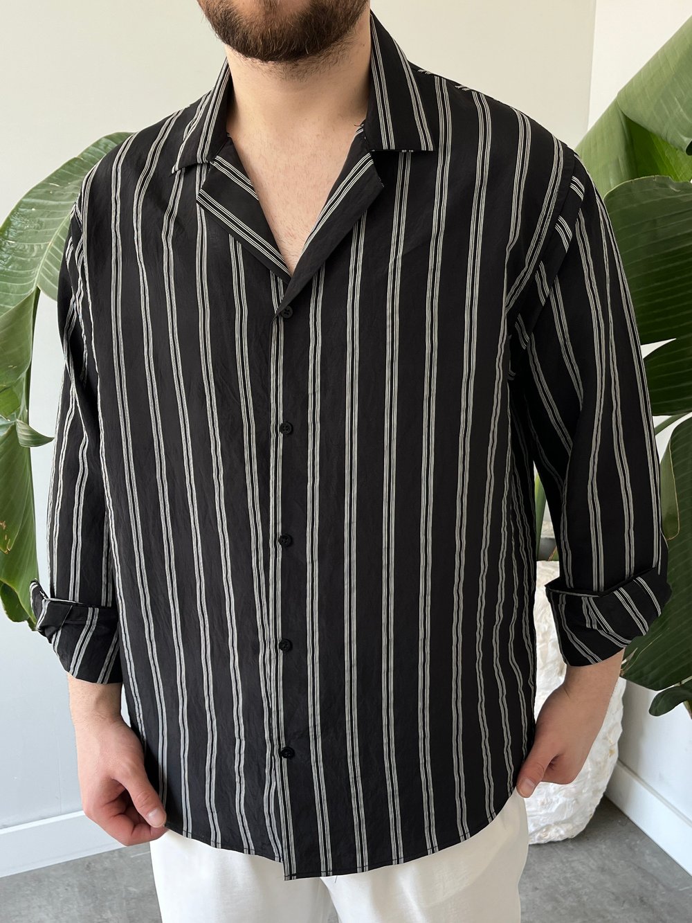 Apaş Yaka Çizgili Oversize Gömlek Siyah
