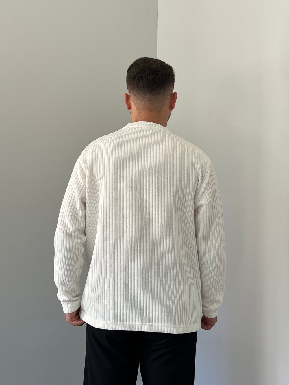 Düğmeli Fitilli İnce Sweatshirt Beyaz