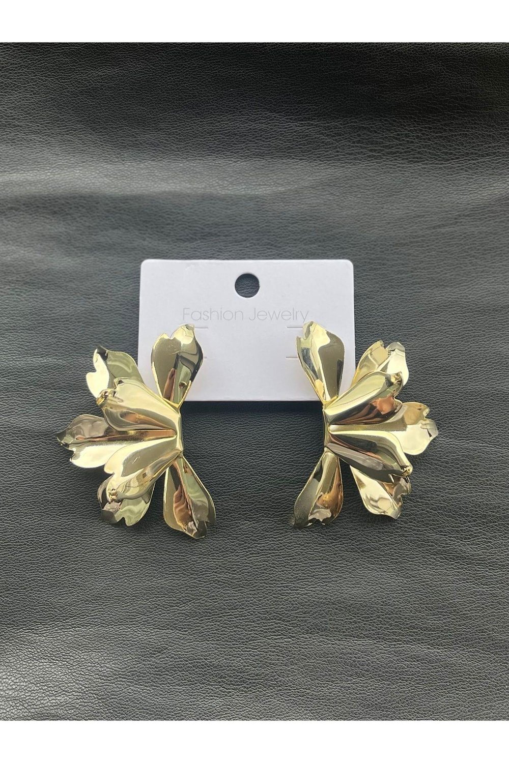 Gold Katmanlı Yarım Yaprak Model Büyük Küpe