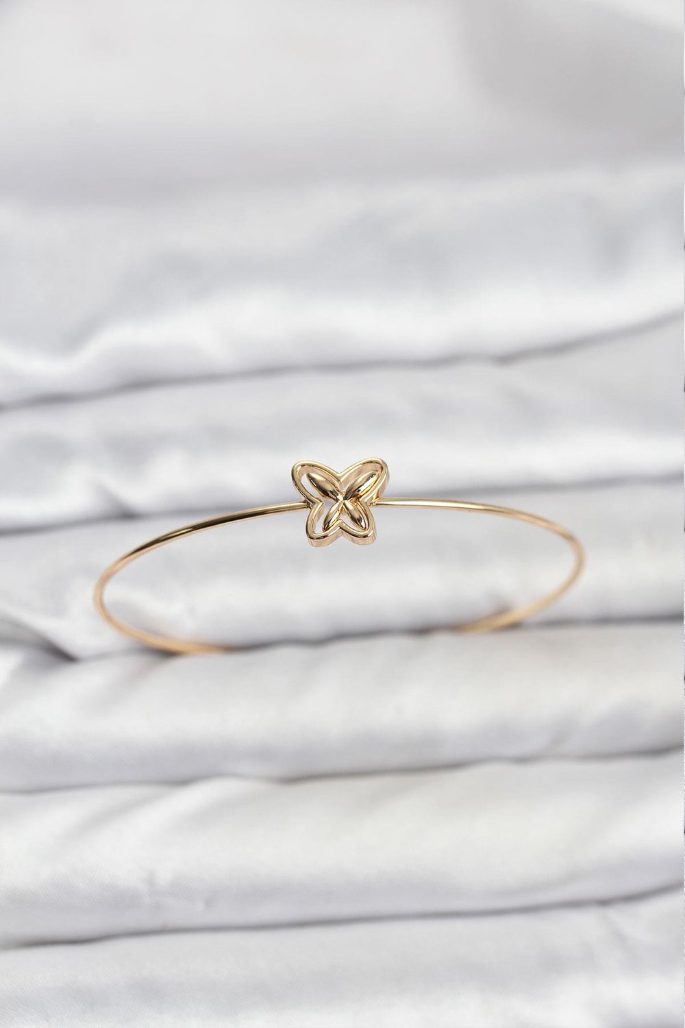 Kelebek Model Gold Renk Bileklik
